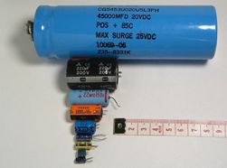 Кондензатори в електрически и електронни вериги