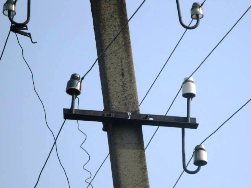 Bagaimana elektrik disalurkan kepada pengguna melalui rangkaian 0.4 kV