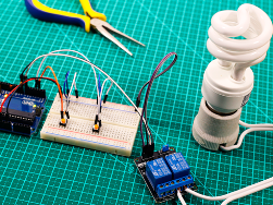 Как безопасно да управлявате натоварване от 220 волта с помощта на Arduino