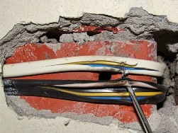 Bagaimana untuk membaiki wayar, kabel atau kord